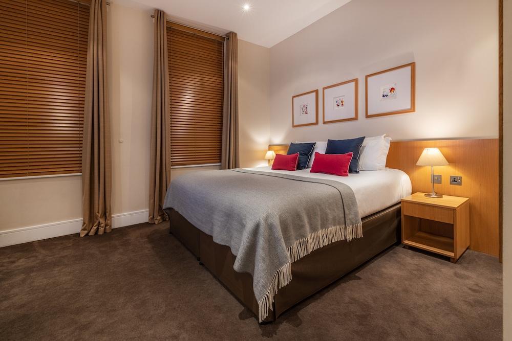 The Resident Kensington Hotel London Exterior photo